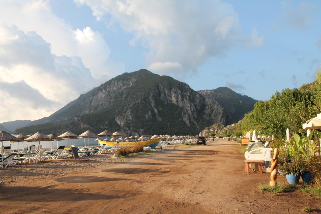Defne Pension Çıralı Esterno foto