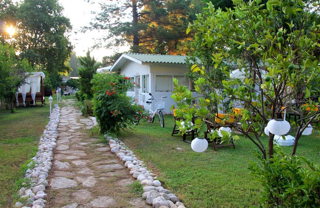 Defne Pension Çıralı Esterno foto