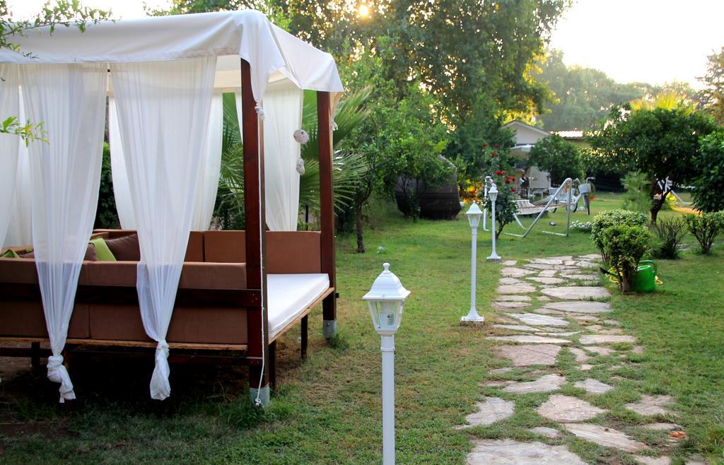 Defne Pension Çıralı Esterno foto